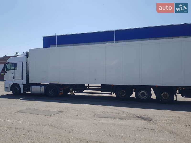 Рефрижератор напівпричіп Schmitz Cargobull SKO 24 2011 в Києві