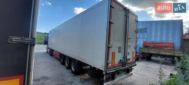 Рефрижератор полуприцеп Schmitz Cargobull SKO 24 2001 в Броварах