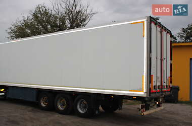 Рефрижератор полуприцеп Schmitz Cargobull SKO 24 2004 в 