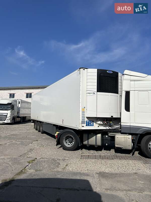 Рефрижератор полуприцеп Schmitz Cargobull SKO 24 2016 в Киеве