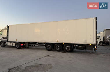 Рефрижератор полуприцеп Schmitz Cargobull SKO 24 2011 в 