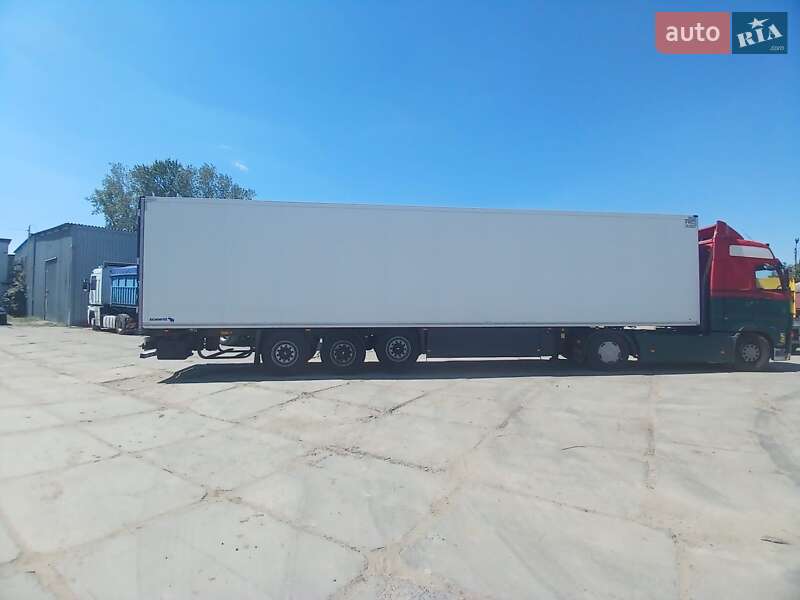 Рефрижератор Schmitz Cargobull SKO 24 2015 в 