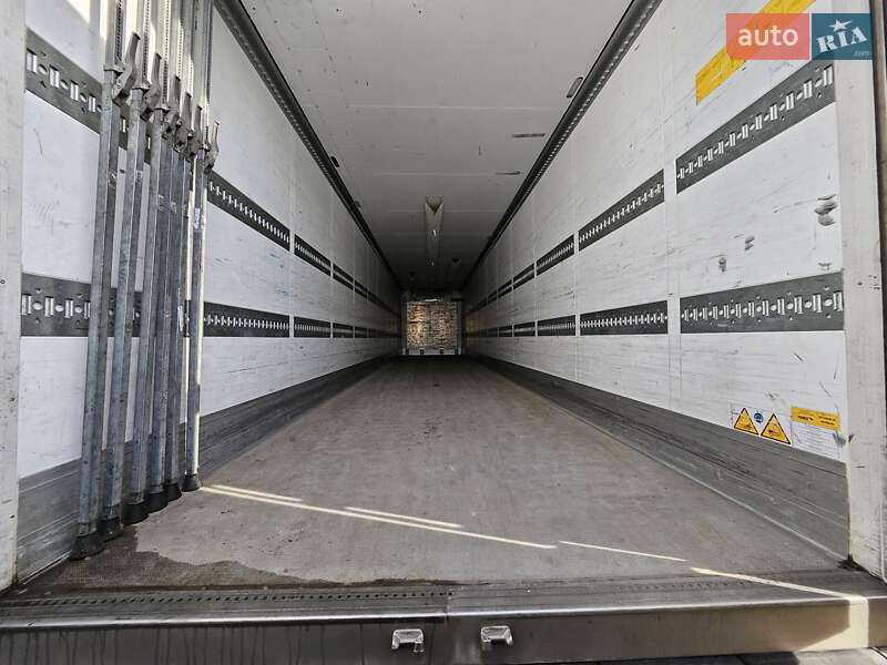 Рефрижератор полуприцеп Schmitz Cargobull SKO 24 2013 в Мукачево фото 6 Рефрижератор полуприцеп Schmitz Cargobull SKO 24 2013 в Мукачево