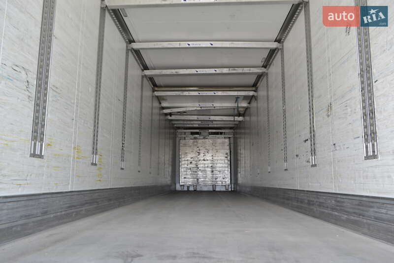 Рефрижератор напівпричіп Schmitz Cargobull SKO 24 2012 в Хусті