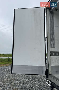 Рефрижератор напівпричіп Schmitz Cargobull SKO 24 2014 в 