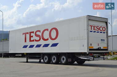 Рефрижератор напівпричіп Schmitz Cargobull SKO 24 2006 в Хусті