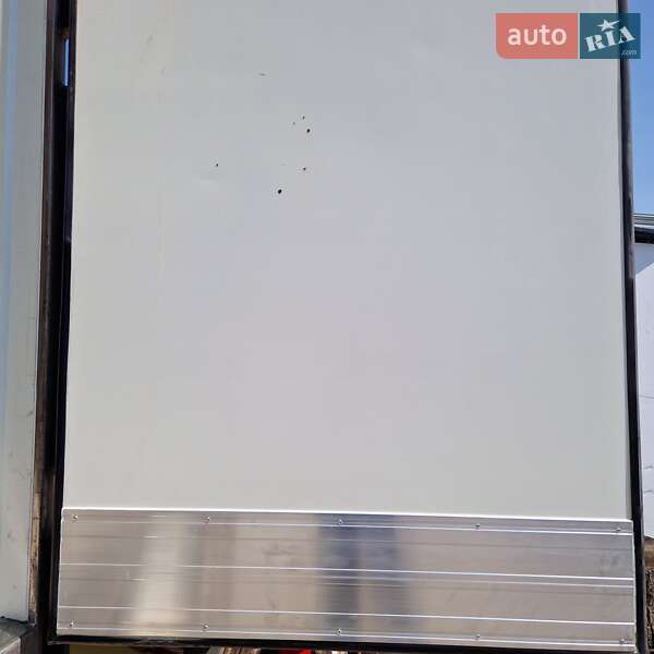 Рефрижератор напівпричіп Schmitz Cargobull SKO 24 2014 в Львові