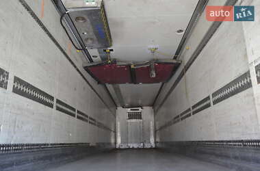 Рефрижератор напівпричіп Schmitz Cargobull SKO 24 2006 в 