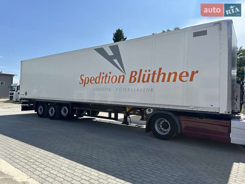 Изотермическая будка Schmitz Cargobull SKO 24 2013 в Калуше