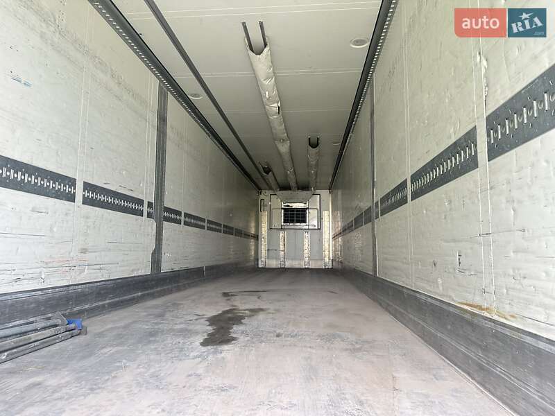 Рефрижератор полуприцеп Schmitz Cargobull SKO 24 2010 в Львове