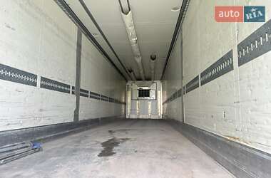 Рефрижератор напівпричіп Schmitz Cargobull SKO 24 2010 в 