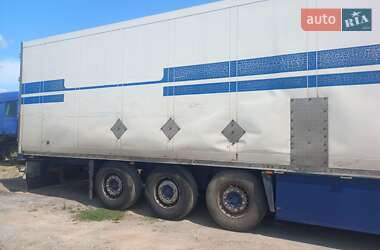 Ізотермічна будка Schmitz Cargobull SKO 24 2003 в 