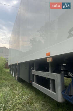Рефрижератор полуприцеп Schmitz Cargobull SKO 24 2003 в 