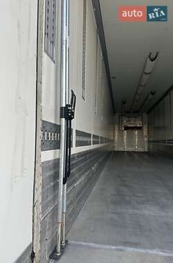 Рефрижератор полуприцеп Schmitz Cargobull SKO 24 2006 в 