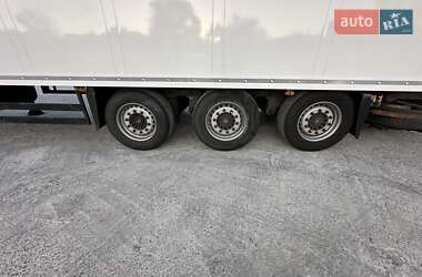 Рефрижератор полуприцеп Schmitz Cargobull SKO 24 2006 в 