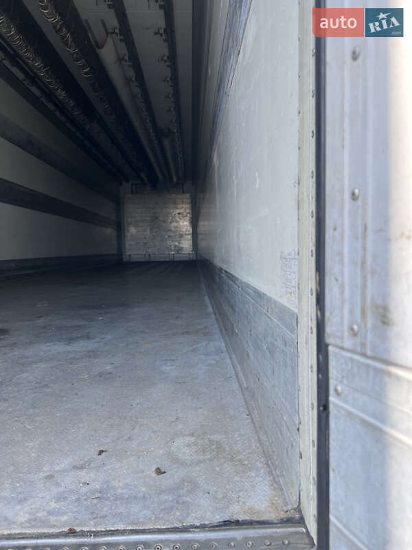 Рефрижератор полуприцеп Schmitz Cargobull SKO 24 2007 в Киеве фото 10 Рефрижератор полуприцеп Schmitz Cargobull SKO 24 2007 в Киеве