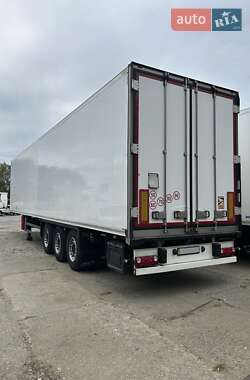 Рефрижератор напівпричіп Schmitz Cargobull SKO 24 2014 в 