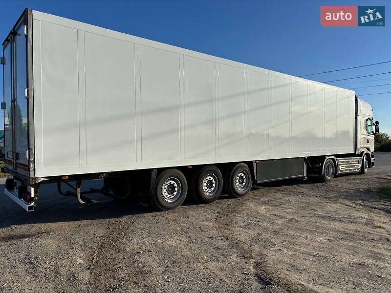 Рефрижератор напівпричіп Schmitz Cargobull SKO 24 2007 в Чернівцях