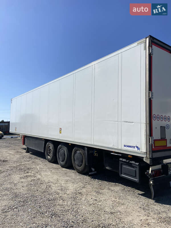 Рефрижератор напівпричіп Schmitz Cargobull SKO 24 2011 в Славуті