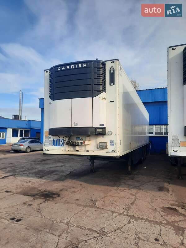 Рефрижератор полуприцеп Schmitz Cargobull SKO 24 2011 в Чернигове