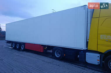 Рефрижератор напівпричіп Schmitz Cargobull SKO 24 2012 в Чернівцях