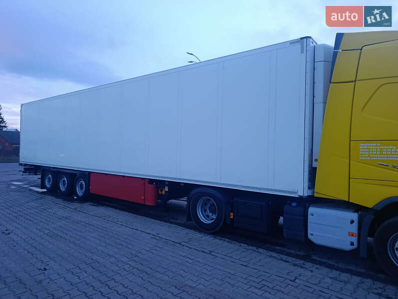 Рефрижератор напівпричіп Schmitz Cargobull SKO 24 2012 в Чернівцях фото Рефрижератор напівпричіп Schmitz Cargobull SKO 24 2012 в Чернівцях
