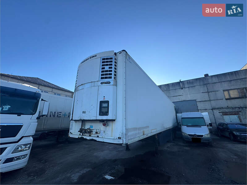 Рефрижератор полуприцеп Schmitz Cargobull SKO 24 2013 в Львове