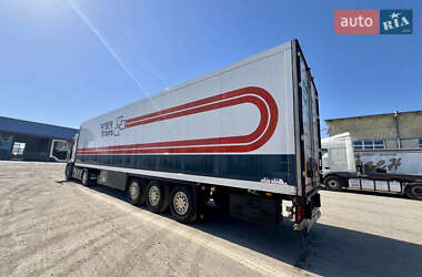 Рефрижератор полуприцеп Schmitz Cargobull SKO 2001 в 