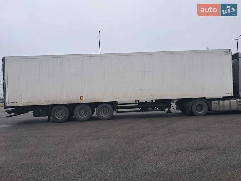 Рефрижератор полуприцеп Schmitz Cargobull SKO 2005 в Харькове