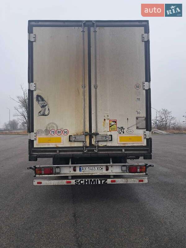 Рефрижератор полуприцеп Schmitz Cargobull SKO 2005 в Харькове