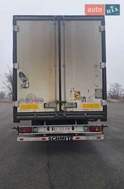 Рефрижератор полуприцеп Schmitz Cargobull SKO 2005 в 