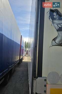 Рефрижератор полуприцеп Schmitz Cargobull SKO 2005 в 