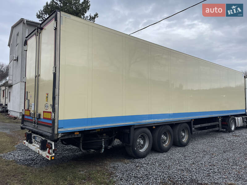 Рефрижератор Schmitz Cargobull SKO 2011 в Львове