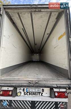 Рефрижератор напівпричіп Schmitz Cargobull SKO 2005 в 