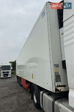 Рефрижератор Schmitz Cargobull SKO 2008 в 