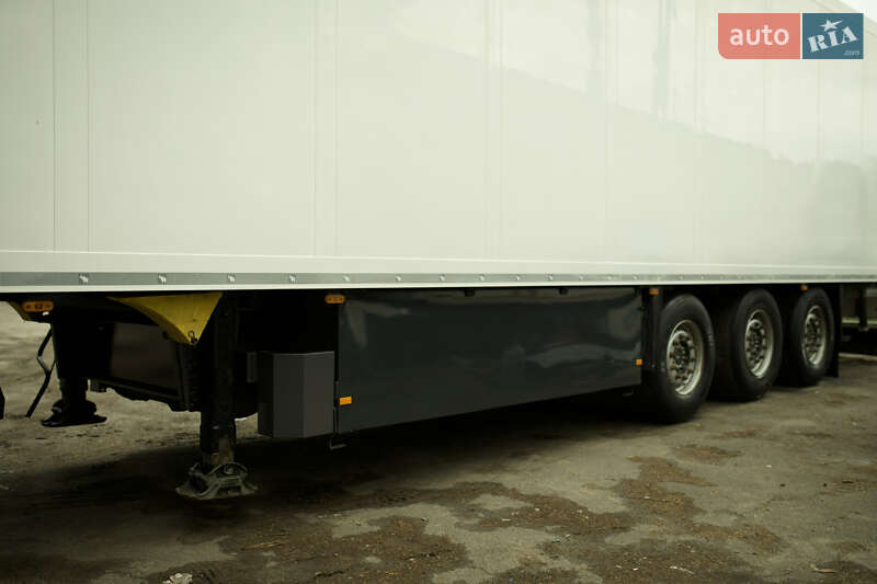 Рефрижератор Schmitz Cargobull SKO 2012 в Киеве