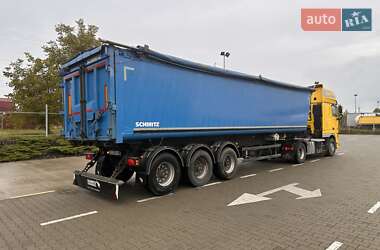Зерновоз - напівпричіп Schmitz Cargobull SKO 2013 в 