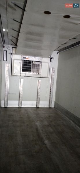 Рефрижератор полуприцеп Schmitz Cargobull SKO 2009 в Киеве