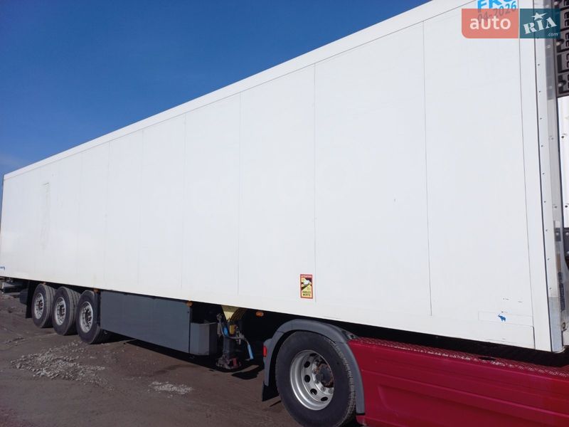 Рефрижератор полуприцеп Schmitz Cargobull SKO 2009 в Киеве