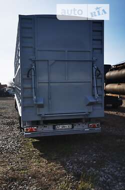 Для перевезення тварин - напівпричіп Schmitz Cargobull SO1 2007 в Кременчуці