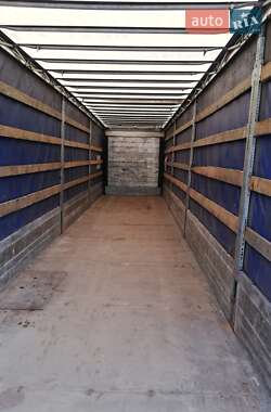 Бортовой полуприцеп Schmitz Cargobull SO1 2014 в 