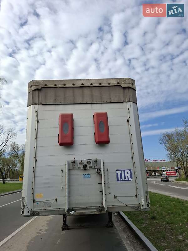 Тентований борт (штора) - напівпричіп Schmitz Cargobull SO1 2007 в 