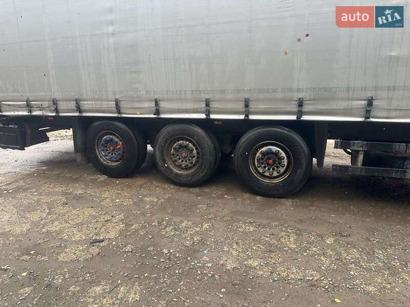 Тентований борт (штора) - напівпричіп Schmitz Cargobull SO1 2007 в Львові