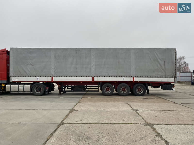 Бортовой полуприцеп Schmitz Cargobull SPR 24 2000 в 