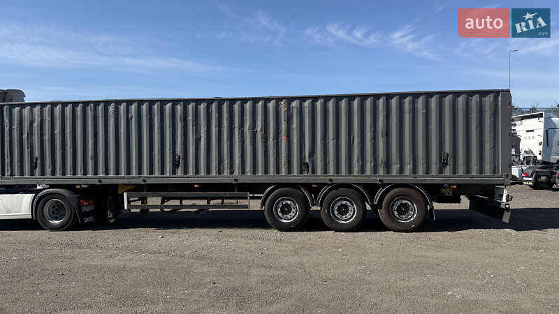 Контейнеровоз напівпричіп Schmitz Cargobull SPR 24 2004 в Києві