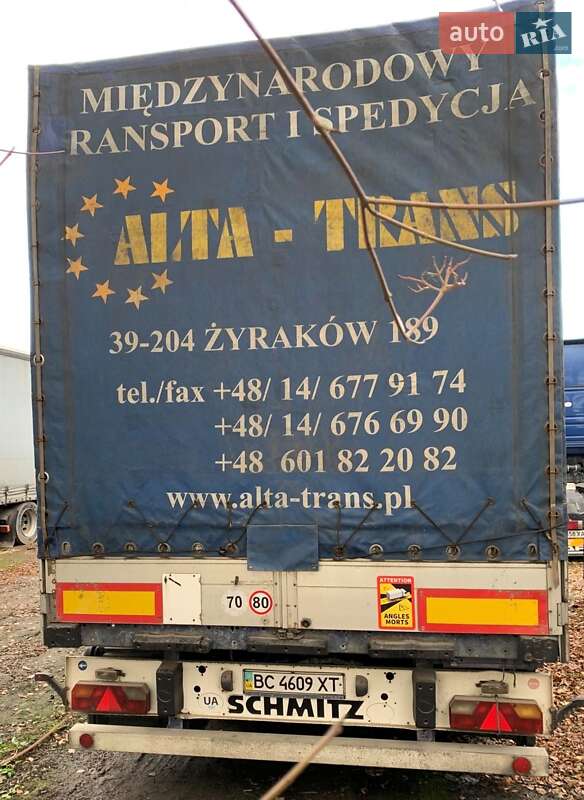 Бортовий напівпричіп Schmitz Cargobull SPR 24 2004 в Львові