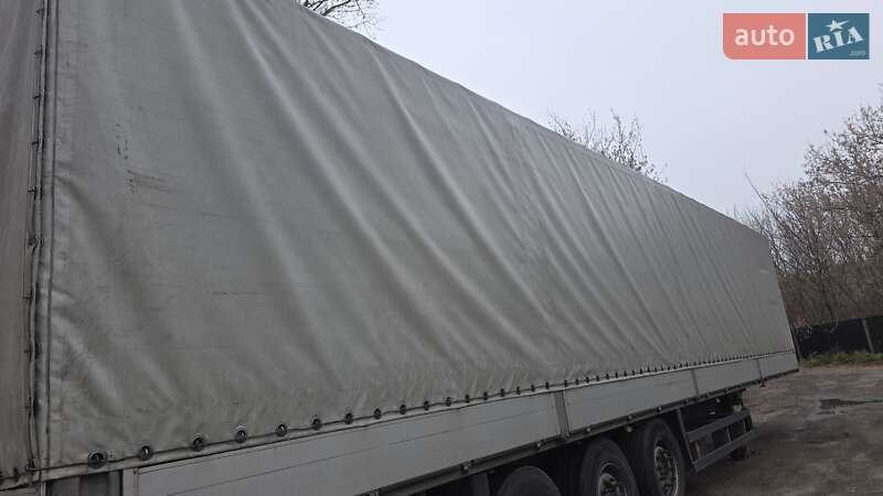 Бортовий напівпричіп Schmitz Cargobull SPR 24 2008 в Полтаві