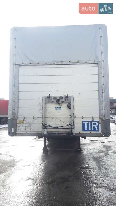 Тентований борт (штора) - напівпричіп Schmitz Cargobull SPR 2007 в Дніпрі