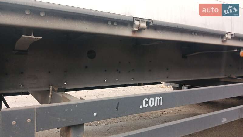 Тентованный борт (штора) - полуприцеп Schmitz Cargobull SPR 2008 в Киеве