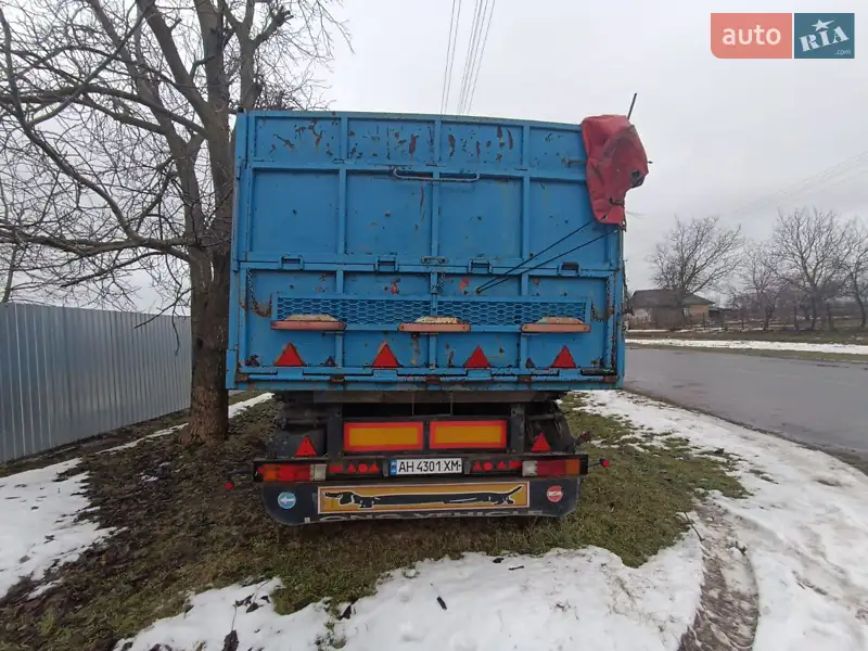 Зерновоз - прицеп Schmitz Cargobull WF 1993 в 